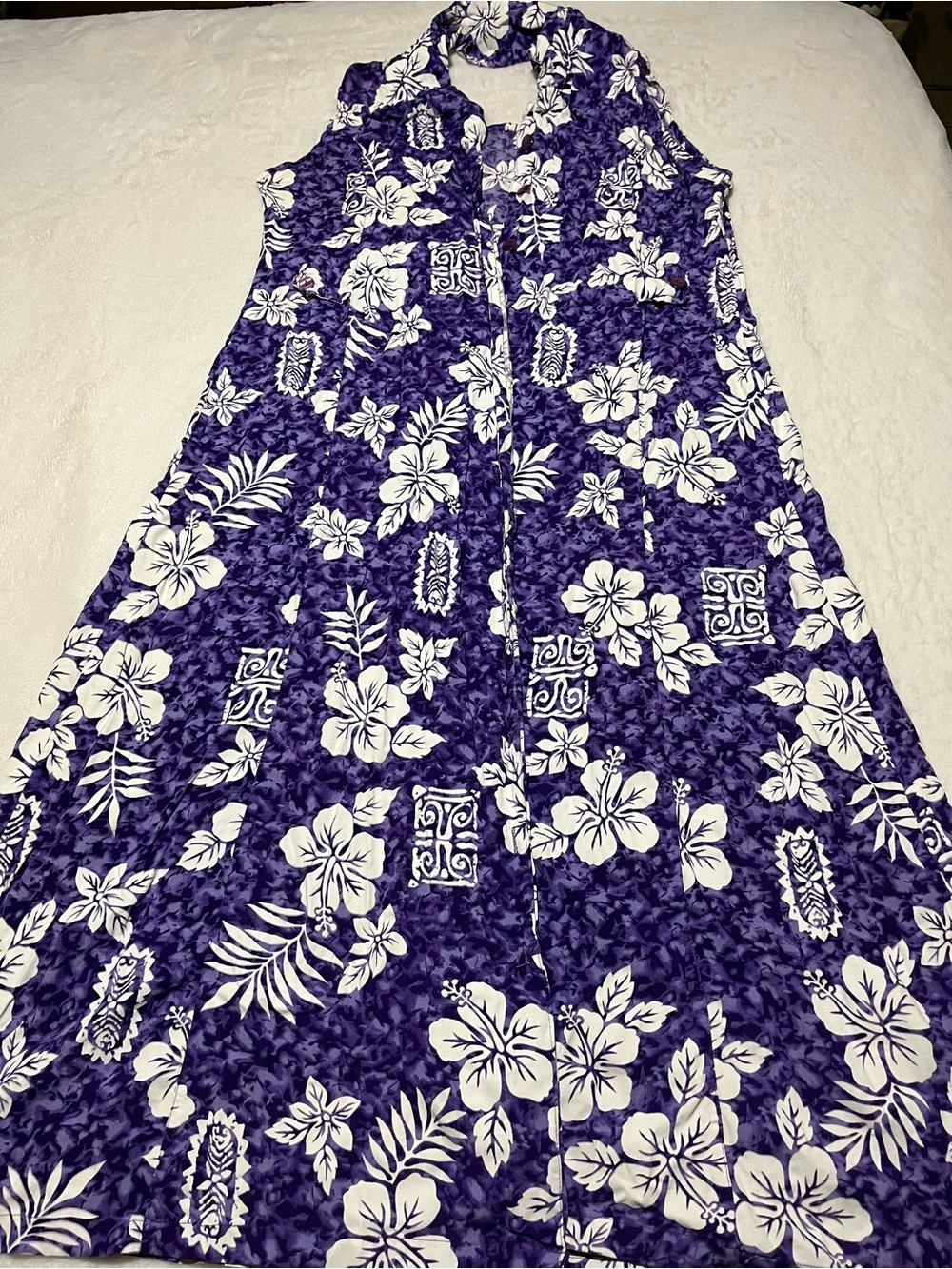 Magic purple and white Hawaiian print maxi dress